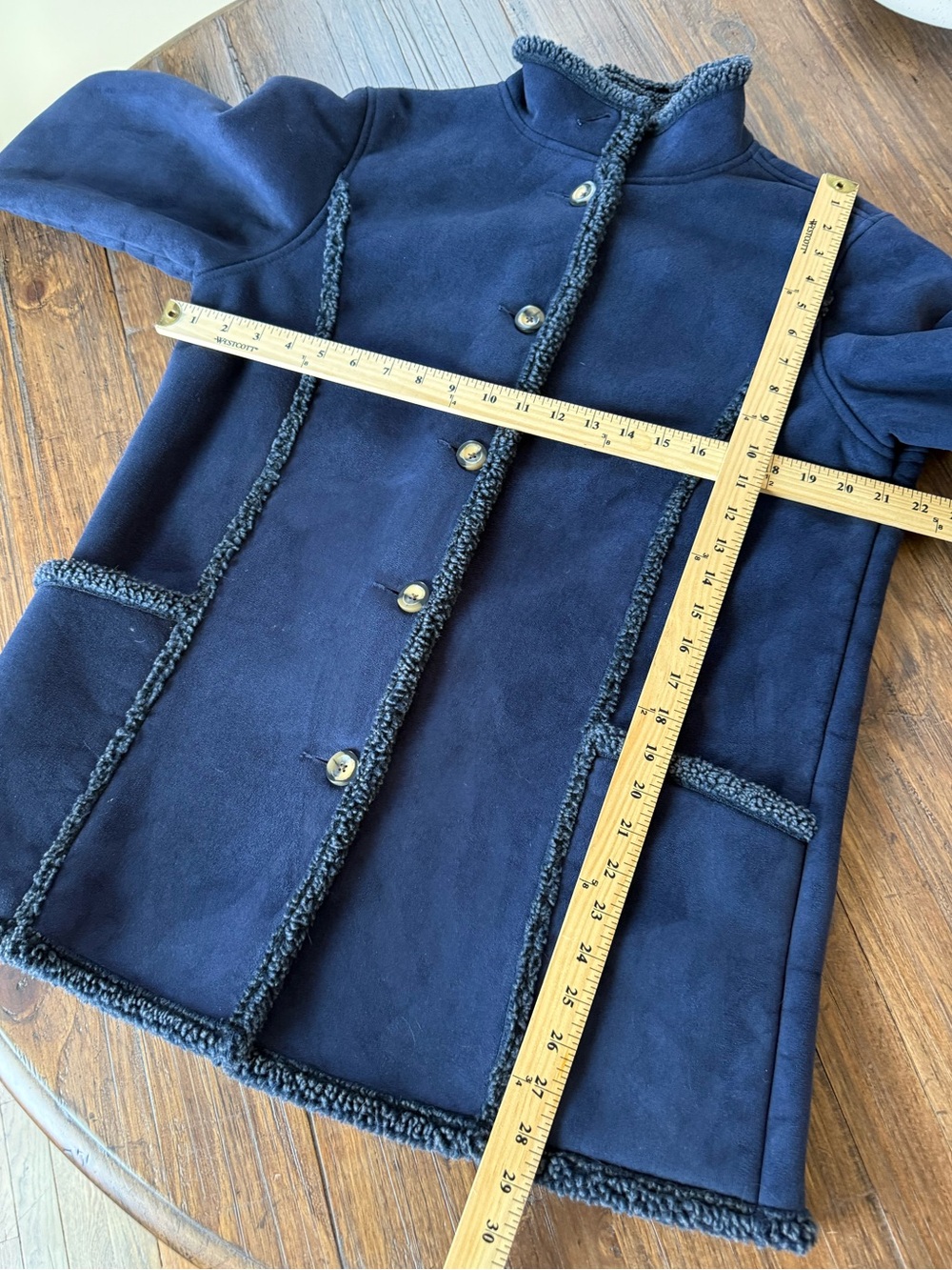 LL Bean Navy Sherpa Coat Sz Medium - Picture 4 of 7